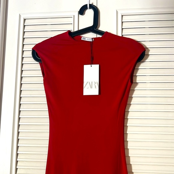 Zara Red - Midi dress, size S. #186 - Picture 2 of 5